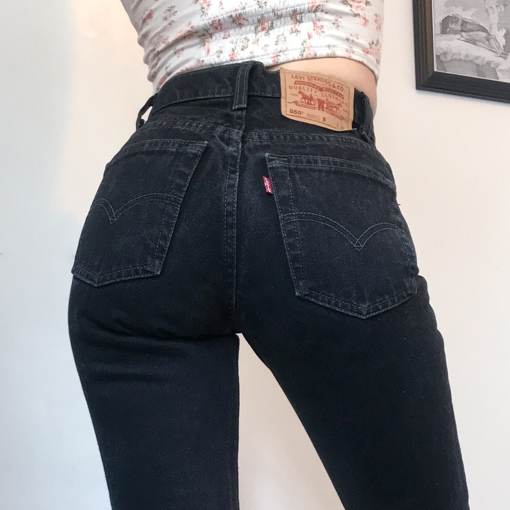 [SOLD] Vintage Levi’s 550, Sz 24/25, 1990s